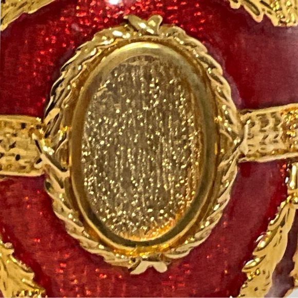 Joan Rivers Imperial Treasures Portrait Egg - Original Box - Picture 4 of 12